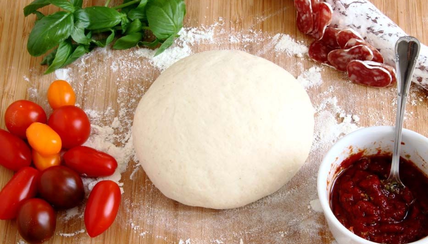 How to Make Authentic Italian Pizza Dough for Restaurants